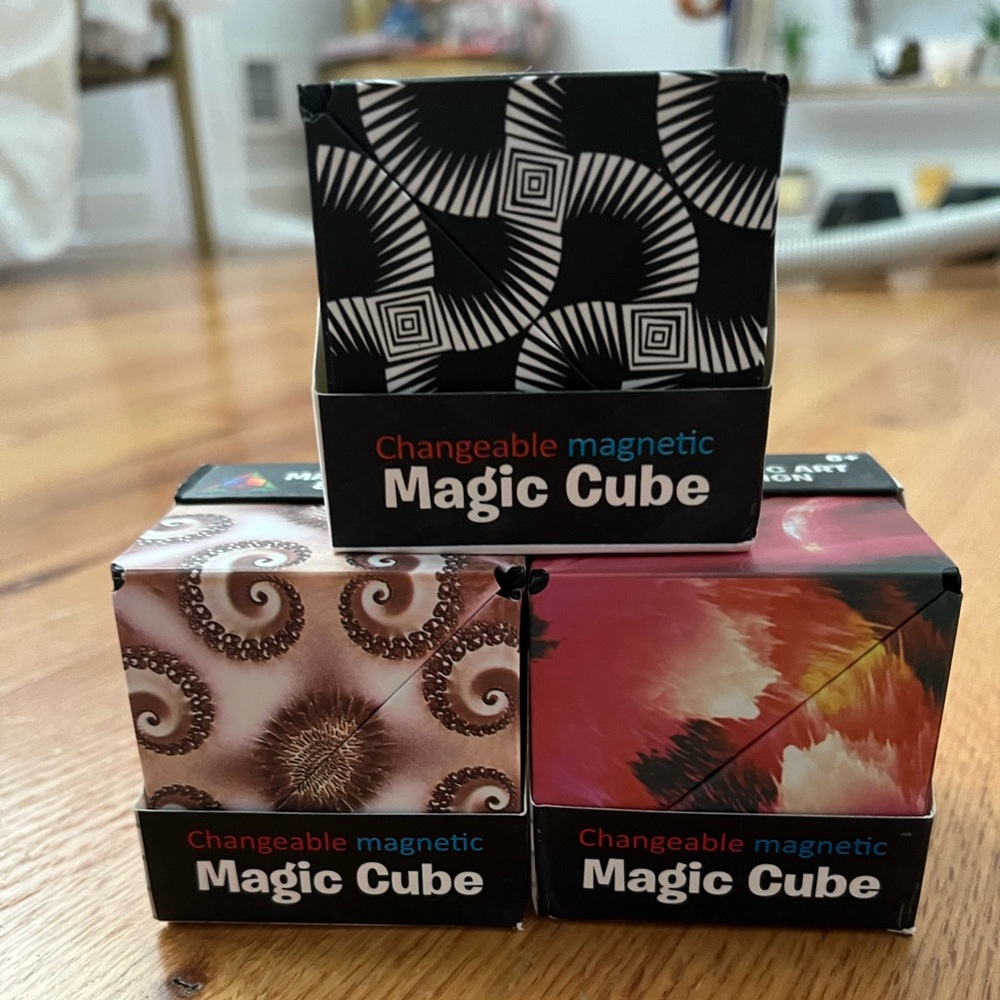 Magnetic Magic Cube Puzzle